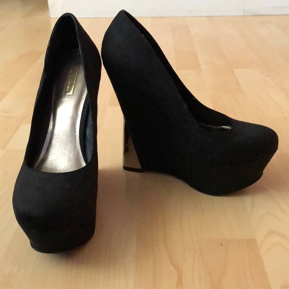 Black suede wedges